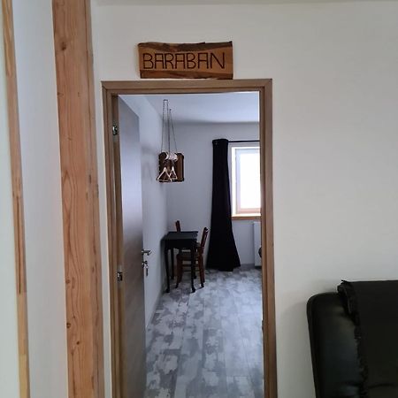 Bed and Breakfast Chez Perlette Merle-Leignec Exterior foto