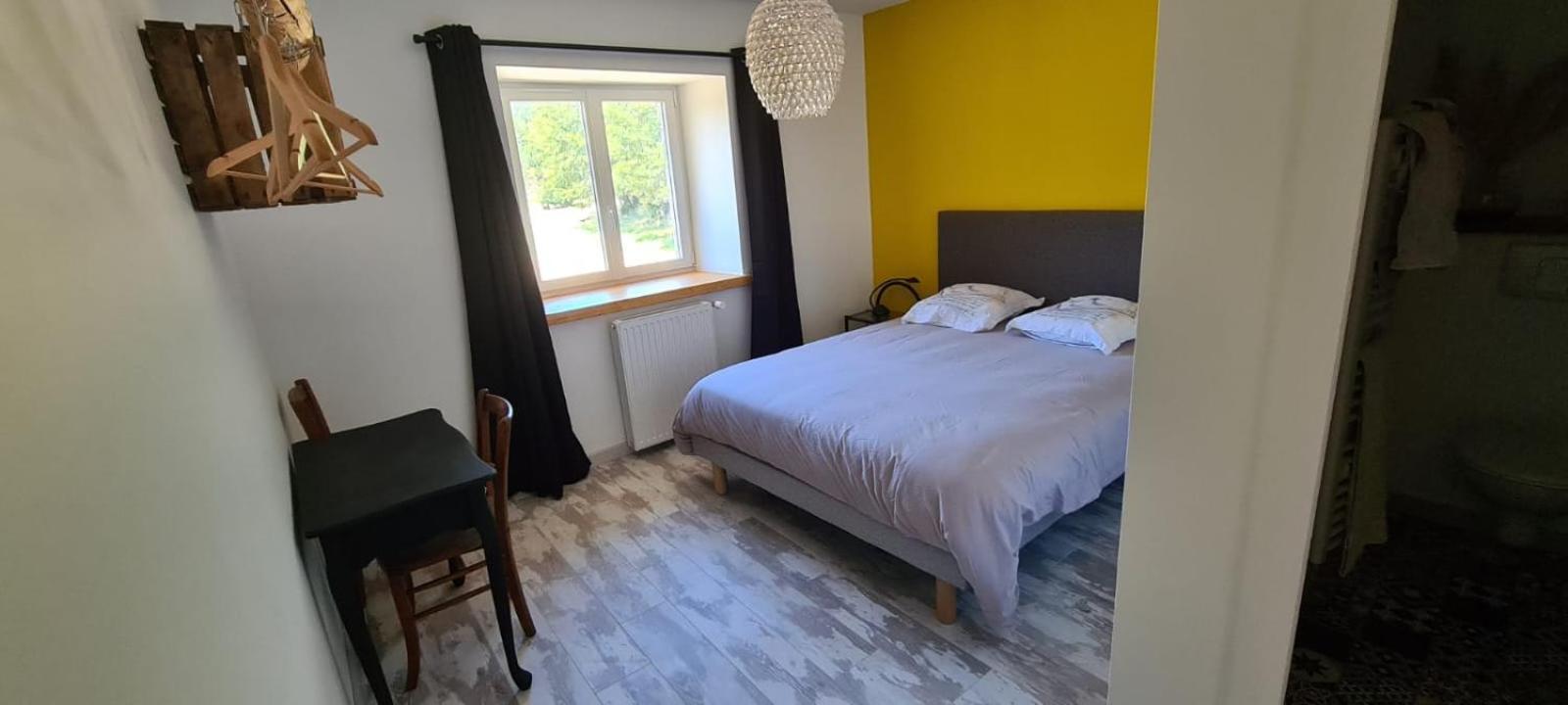 Bed and Breakfast Chez Perlette Merle-Leignec Exterior foto